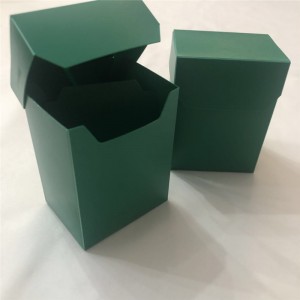 กล่องพลาสติกสีเขียว